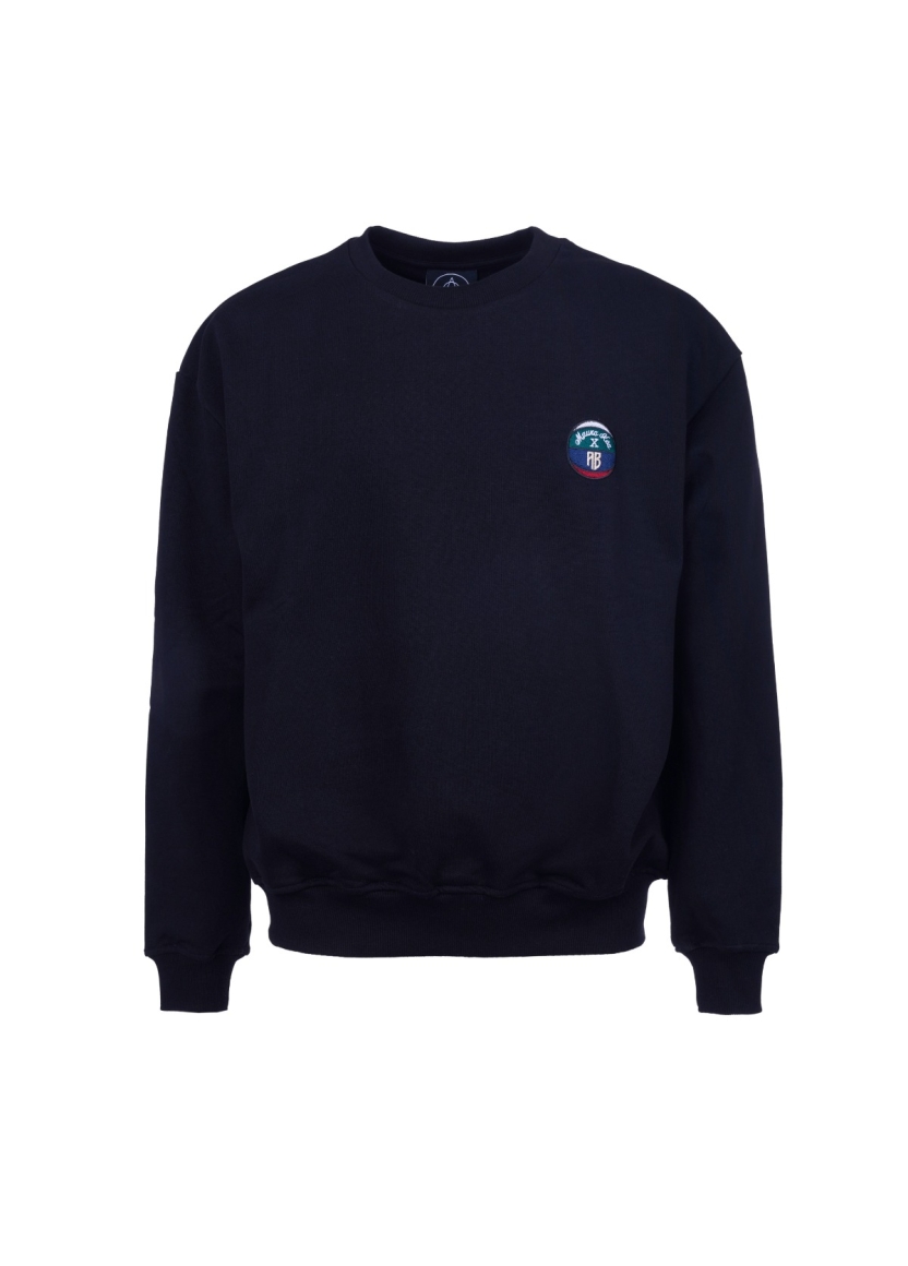 EMBROIDERED PATCH CREWNECK